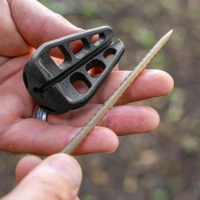 Korum Arrowhead Distance Method Feeders
